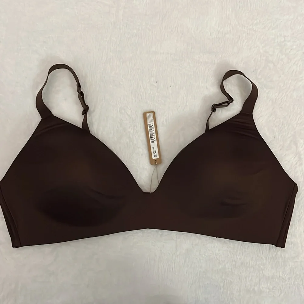 SKIMS t-shirt demi bra - Picture 2 of 6